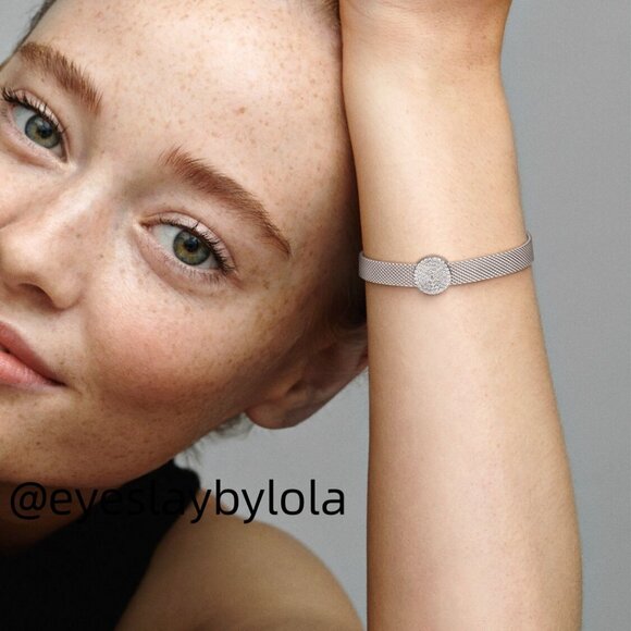 Pandora Round Pavé Clip Charm - Picture 3 of 6